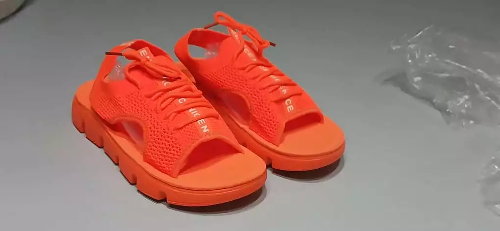 بيع الأحذية النسائية بالجملة